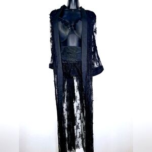 NWT Hayden brand"The Gothic Valentine" Plus-size lace and beaded duster.